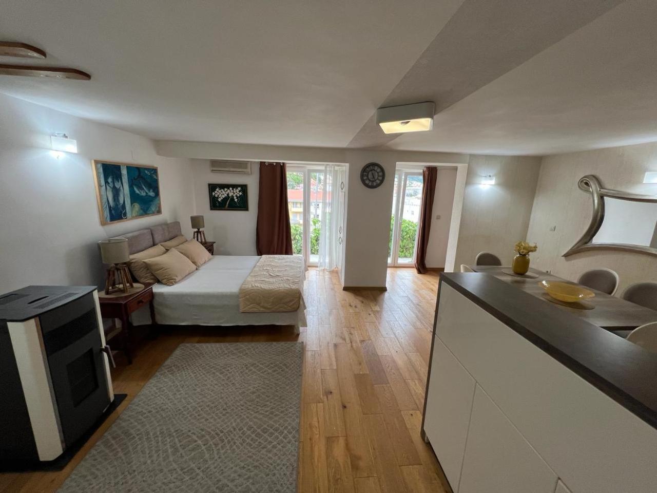 Apartment Jovovic
