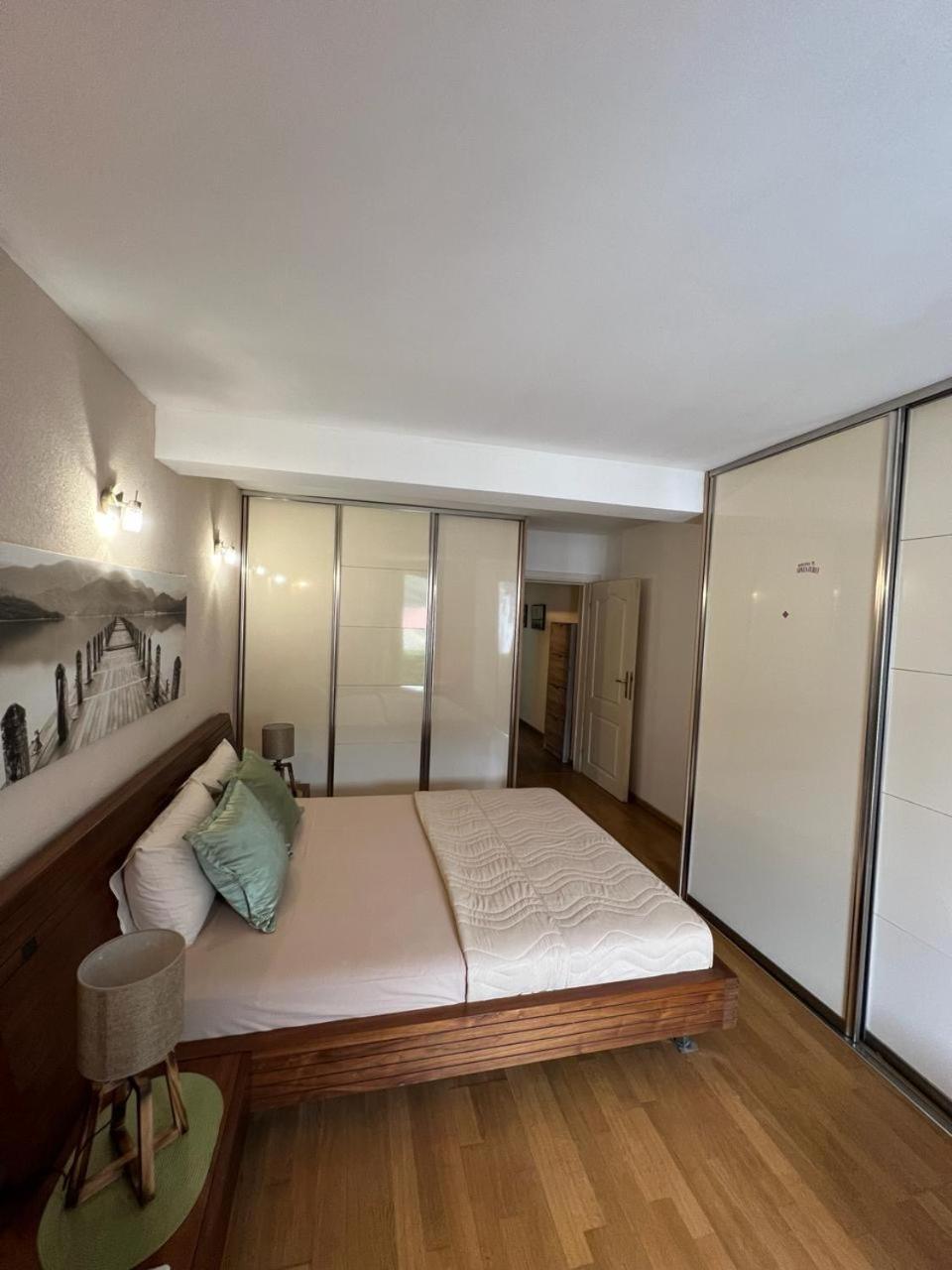 Jovovic Apartment